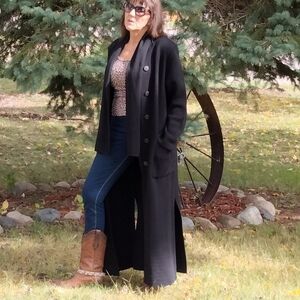 Magic 50% Merino Wool floor length sweater Italy size Lg $125 Firm
